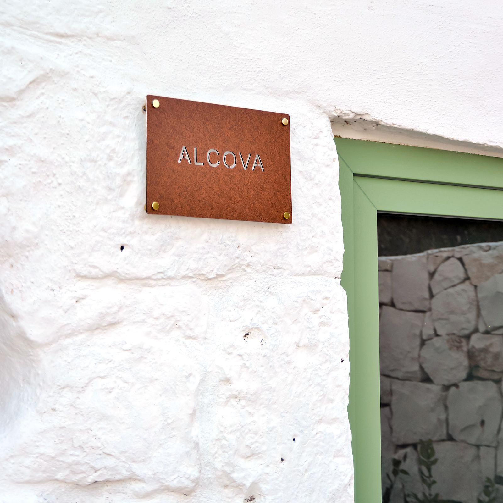 alcova-square.jpg